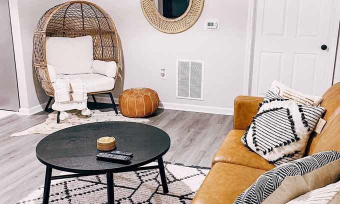 Vaught Condo | Pet-Friendly Beach Condo with Golf Cart & Ocean Views