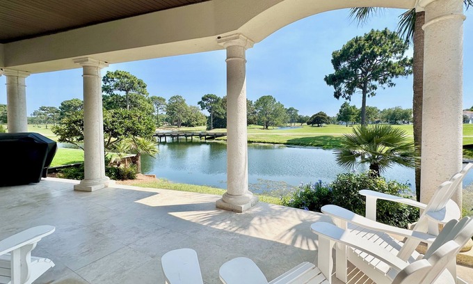 Villa Lago House | Unwind at Villa Lago: Golf Course Oasis with Heated Pool