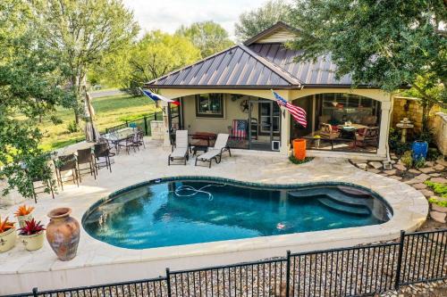 Horseshoe Bay West House | Golf Course House and Concierge Services