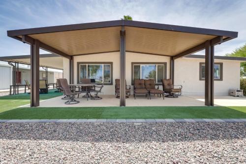 Chandler House | Relaxing Sun Lakes Resort with Golf Course Views & Amenities