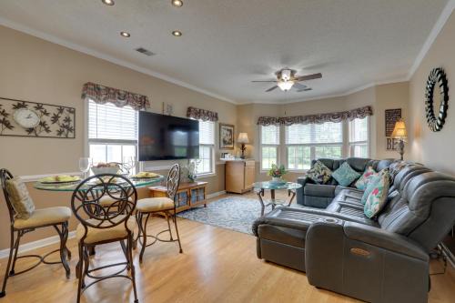 Red Hill Apartment | Enjoy a Myrtle Beach Golf Getaway with Pool Access