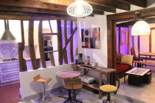 Sainte-Opportune-du-Bosc House | Experience Golf & Love at Our Normandy Oceanfront Retreat