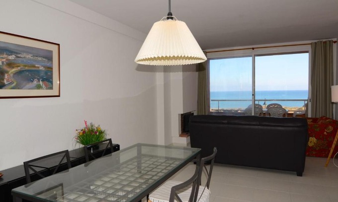 Pals Apartment | Oceanfront Retreat: Golf Mar II B 1-4 with Pool & Pets Welcome