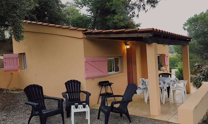 Residences du Golfe de Lava House | Cozy Golfe De Lava Appietto: Steps to the Sea & Ocean View