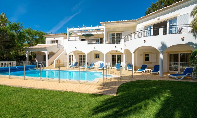 Vila do Bispo Villa | Experience Golfe San Antonio: 5-Bed Villa with Pool & Ocean View