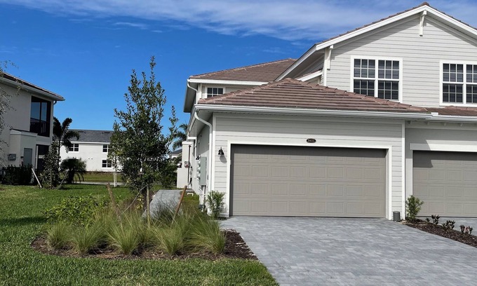 Immokalee Condo | Golfers Paradise: No Traffic, Pet-Friendly with Pool & Spa