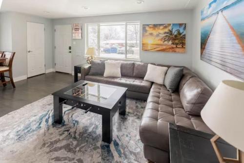 Scenic Heights House | Ideal Getaway for Golf Lovers in NW Location