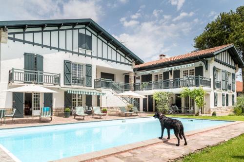 Saint-Jean-de-Luz Bed & Breakfast | Family-Friendly Golfetmer with Outstanding 9.3/10 Rating