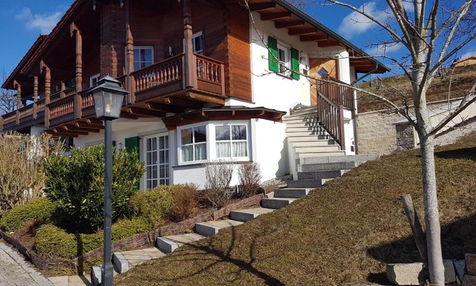 Haarbach Apartment | Discover Golfsuite Axel: Family & Pet-Friendly Retreat