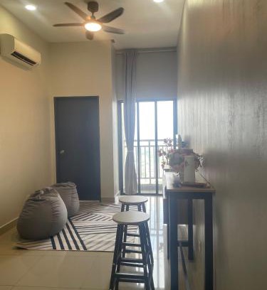 Batu Caves Apartment | Comfortable 4-Star Stay at AyumanSuites Gombak, KL