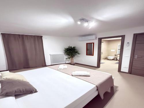 Valeggio sul Mincio Apartment | Gomes Comfort House SUITE