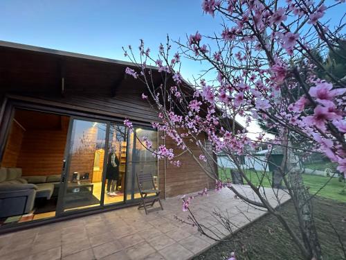 Gondomar House | Gondomar: 10 Min to Playa América, Pet & Child Friendly Stay