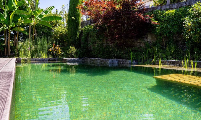 Guimaraes House | Gondomar Guimarães - Poolside Retreat with Family Amenities