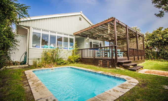 Scarborough Villa | Beach Villa for 9 Guests with Private Pool in Scarborough