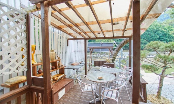 Gongju House | Eco-Friendly Gongju Good Morning Pension: Family Retreat Awaits