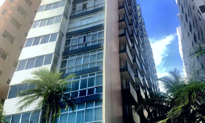 Jose Menino Apartment | Seaside Gonzaga Apartment with WiFi and Ocean Views