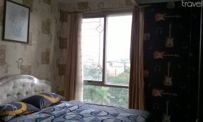Central Jakarta Apartment | Convenient 2BR Retreat in City Center with Pool Access