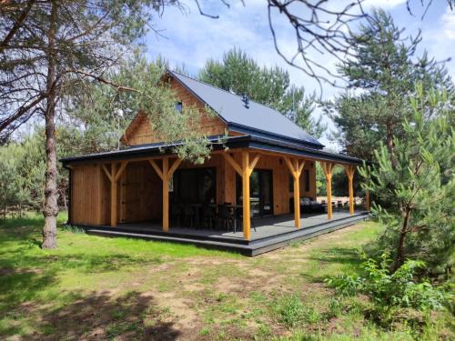 Gostynin Ski Chalet | Discover Jeziorem Białym: Poolside Family Retreat