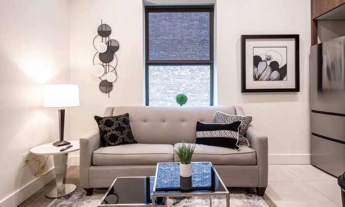 Downtown Newark Hotel | Discover Good Vibes: 1BR Just Steps to NJ Penn & NYC