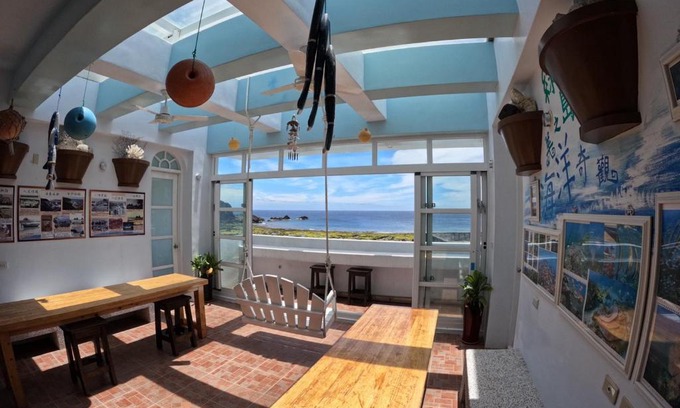 Lyudao House | Oceanfront Retreat at Good Viewing Spot B&B - Rated 8.9
