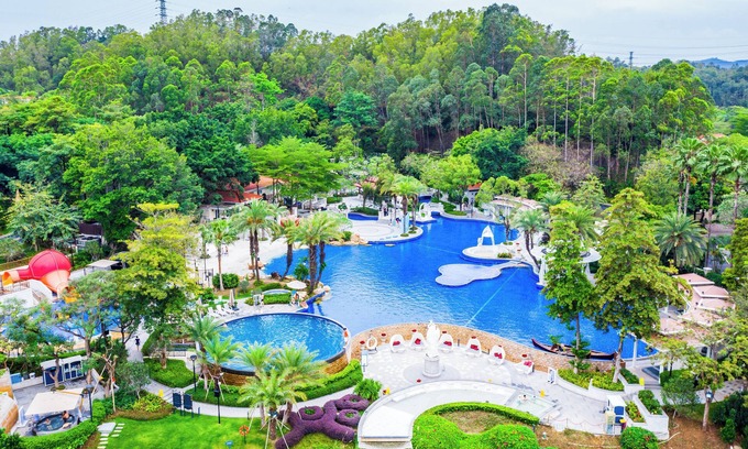 Miaolingjiuwei Hotel | Relax at Goodview Hot Spring Hotel Tangxia - 5 Star Retreat