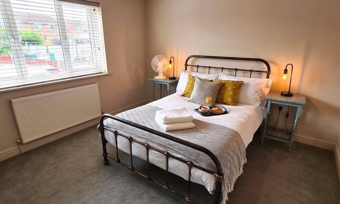 Church Gresley House | Discover Goodwins in Swadlincote: Family-Friendly Retreat