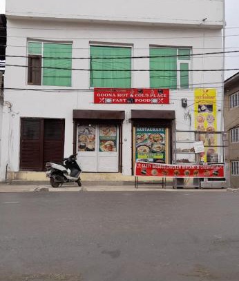 Rajbagh House | Comfortable Goona Residency Guest House with Hot Tub