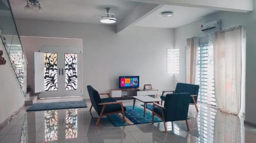 Gopeng House | Family-Friendly Gopeng Serumah Holiday House - Rated 8.8/10