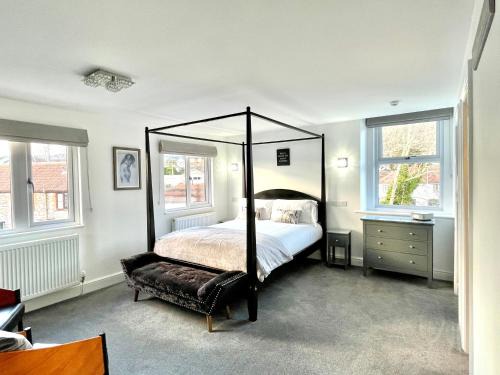 Cheddar Bed & Breakfast | Gordons: Family-Friendly Hotel with Pool & 9.5/10 Rating