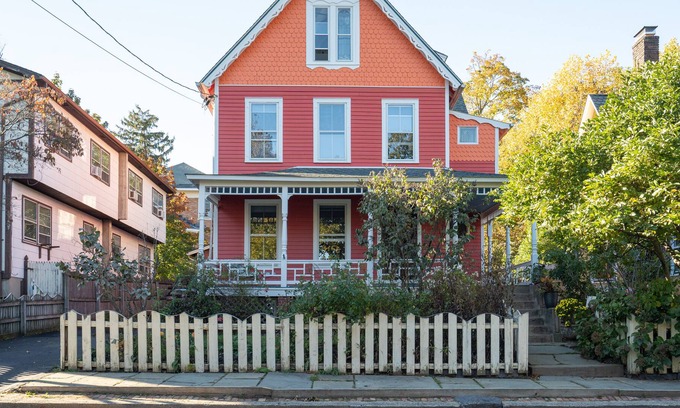 Nyack Apartment | Gorgeous 2 BR with private garden, walk to town