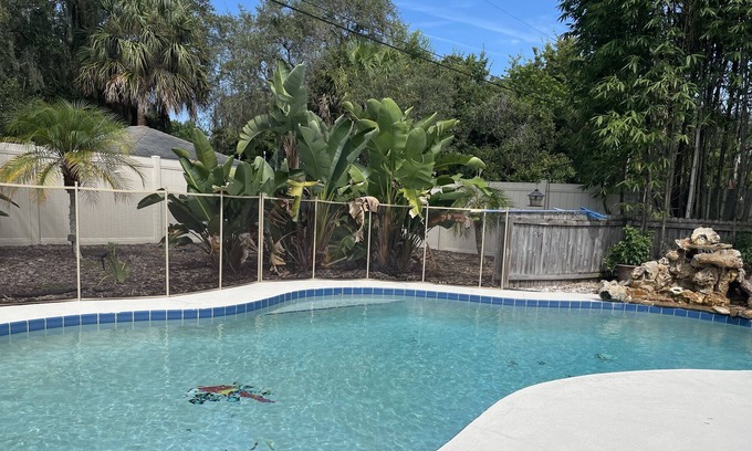 Florida Shores House | Beautiful 3 Bedroom Home with Ocean View & Private Pool