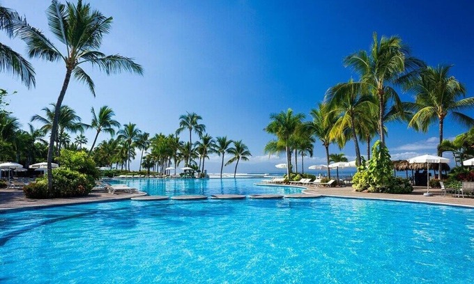 Valle Dorado Condo | Elegant 3 BR Suite with Ocean View at Vindata Resort
