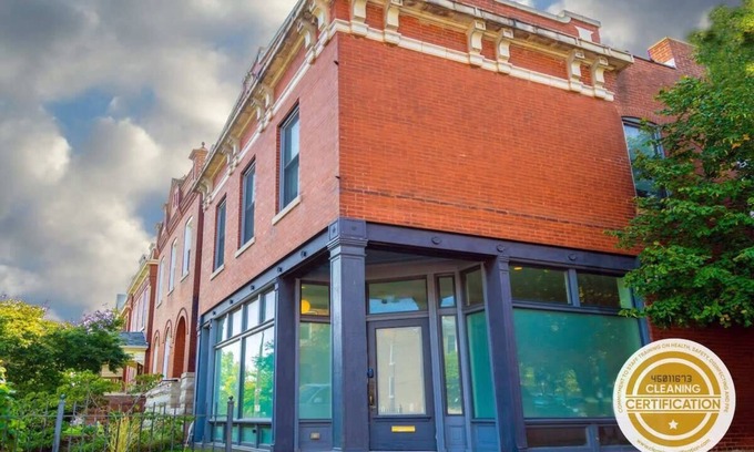 Tower Grove East House | Impressive 5BR Storefront Home with Top Amenities