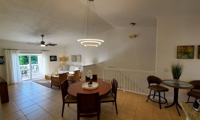 Alice Town Villa | Elegant 2 Bedroom Villa with Ocean View & Top Amenities