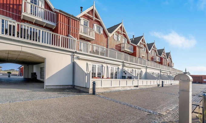 Bagenkop Apartment | Spacious 3 Bedroom Accommodation with Oceanfront Views