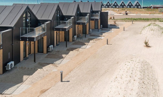 Venemose Apartment | Experience a Waterfront Getaway in Your Ideal Retreat