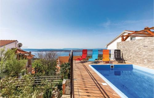 Klanfari Apartment | Seaside Apartment in Dramalj with Pool for Family Fun