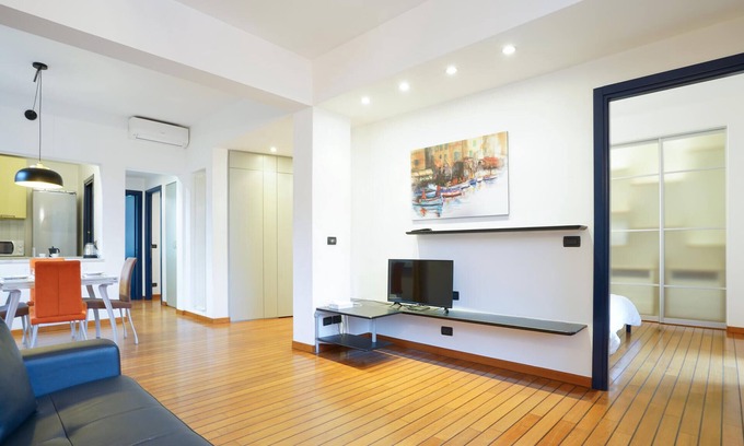 Sturla Apartment | Gorgeous apartment in Genova with WiFi