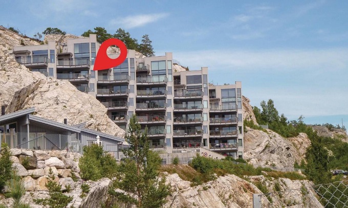 Kragero Apartment | Modern Apartment with Oceanfront Views on the 6th Floor