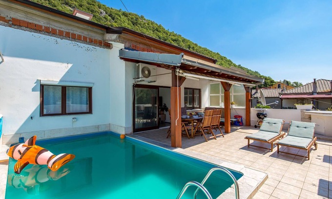 Rijeka Apartment | Cozy Apartment with Ocean View Near Rijeka's Attractions