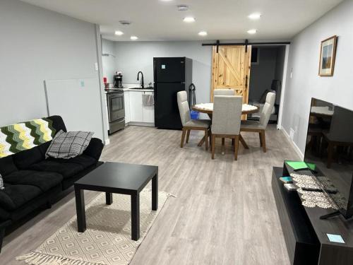 Calgary Apartment | Gorgeous Basement Apartment