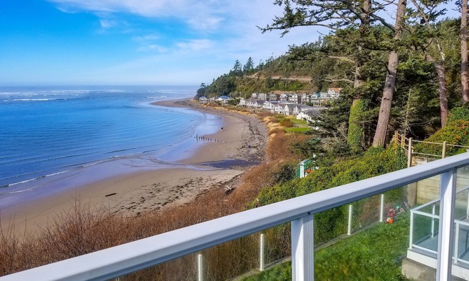 Netarts House | Scenic Bay & Ocean Views with Pet-Friendly Comfort