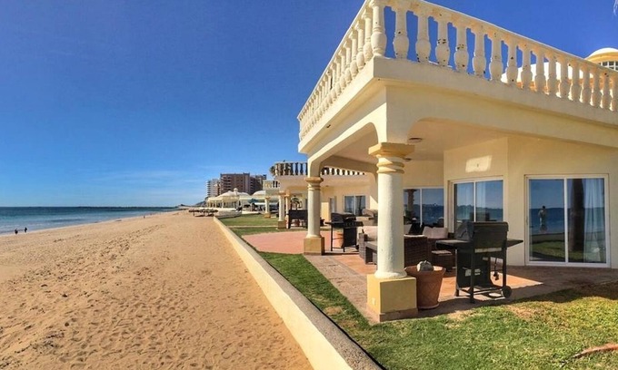 Puerto Penasco Villa | Beautiful Beachfront Villa with Pool & Ocean Views