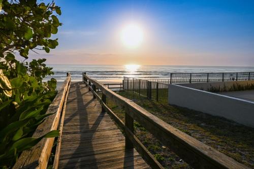 New Smyrna Beach Apartment | Coastal Condo Retreat with Private Beach Near Flagler Ave