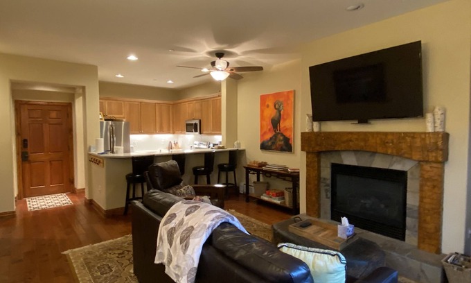 Avon Condo | Inviting Beaver Creek 2 Bed Condo at the Lodge at Brookside