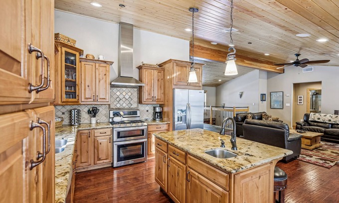 Tahoe Pines Cabin | Pet-Friendly Cabin with Lake Views on Tahoe's West Shore