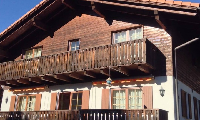 Lauenen Ski Chalet | Inviting Chalet in Truttli Area of Lauenen with Family Amenities