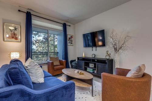 Downtown San Antonio Apartment | Premier Riverwalk View Condo 1241 - Guest Rated 10/10