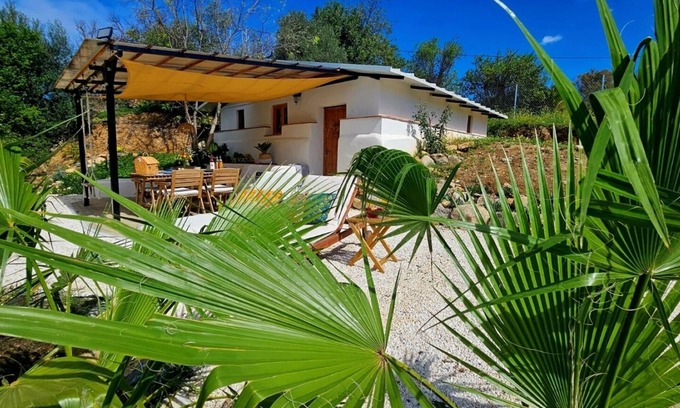 Alora Cottage | Inviting Casita with Pool and Scenic Mountain Views