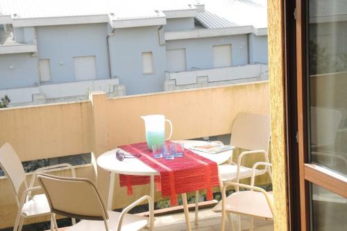 Bibione Lido dei Pini Apartment | Beautiful Terrace Flat - Family & Pet Friendly Rentals
